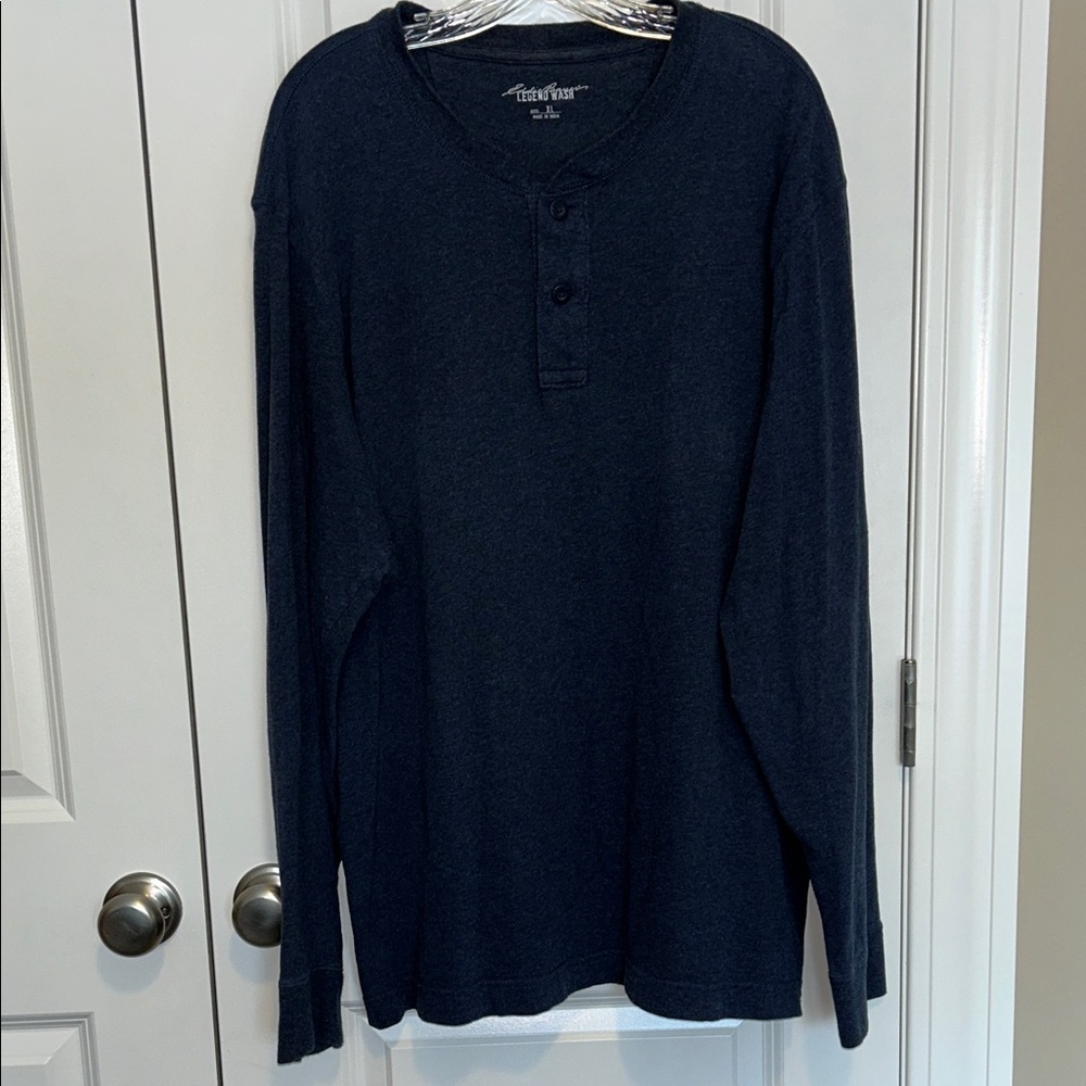 Eddie Bauer Legend Wash, Men's Navy Long Sleeve Henley, XL